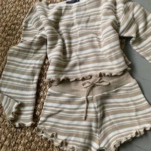 Nasty Gal Lounge Set (Shorts & Sweater)